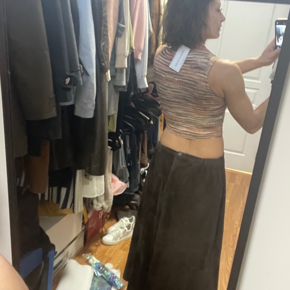 Multi color mock neck sleeveless top - Picture 2 of 4